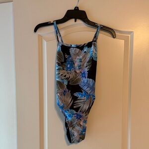 Jolyn Scotty One Piece